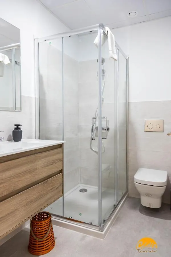 Carpenter'S Home By Cadiz Time Apartment